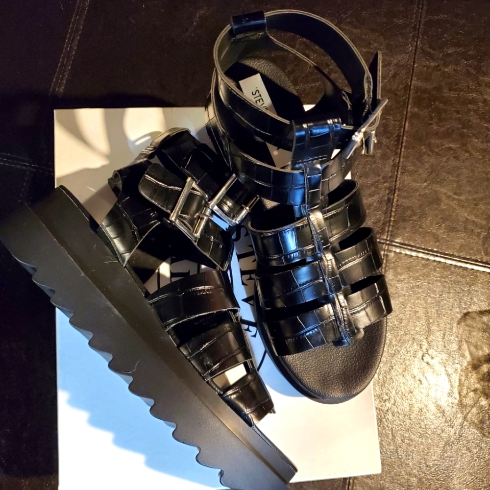 Black Steve Madden Zeeta Sandal
